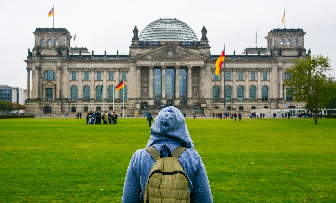Cum s-au adaptat universitățile din Germania, Austria și Belgia la pandemie: ajutoare financiare și programe de consiliere psihologică